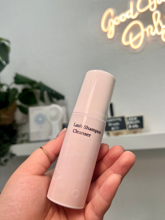 Lash shampoo cleanser